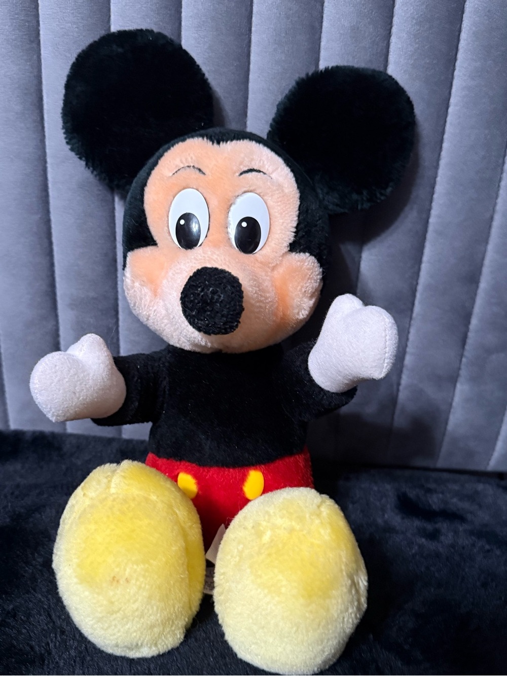 Vintage Disneyland Walt Disney World Mickey Mouse Plush Applause Stuffed Toy